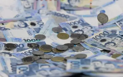 Almost P64 Peso sinks to record P63.95 to a dollar